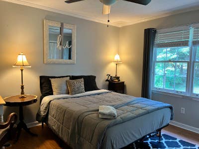 Furnished Bedroom in Furnished House with Month t Main Photo