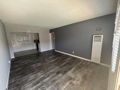 Renovated 1 Bed 1 Bath Main Photo