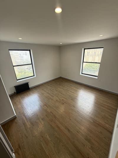 ðŸ¡ 700 W 175 St Spacious Room in 5 Bed 2 Bath  Main Photo