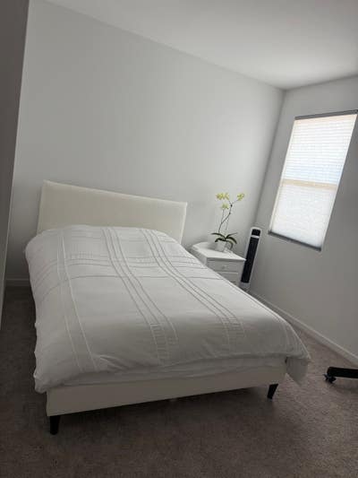Room for rent in Queencreek  Main Photo