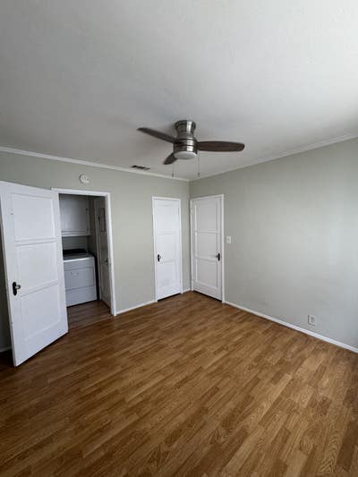 Beautiful natural light room for rent! West LA Main Photo