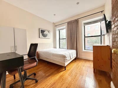 Furnished room, 18 Minutes to Manhattan #801 Main Photo