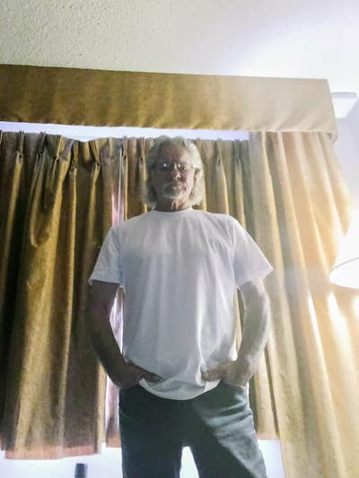 Room wanted in Anaheim, CA Main Photo