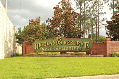 Spacious Home with Workstation in Highlands Reserv Main Photo