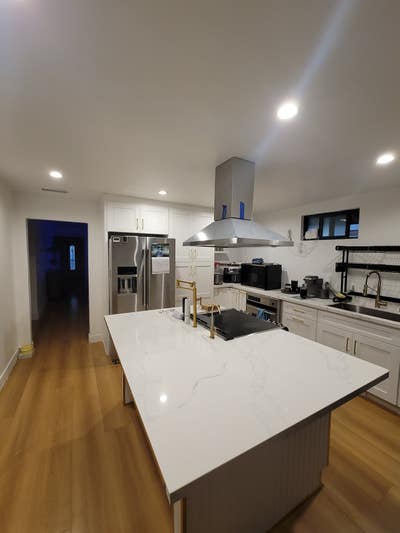 Looking for short term tenants  Main Photo
