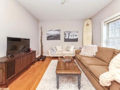 Beautiful 2 bed/2 bath condo for rent Main Photo