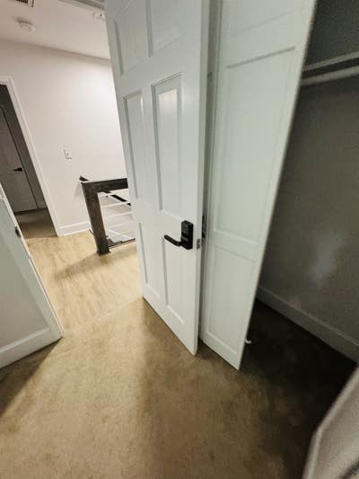 Large Space: Peaceful Neighborhood - Affordable  Main Photo