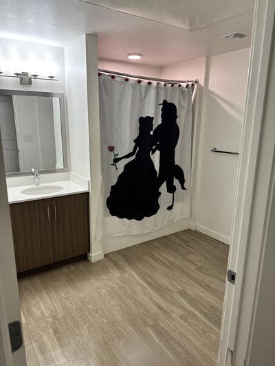 Henderson room available ASAP Main Photo