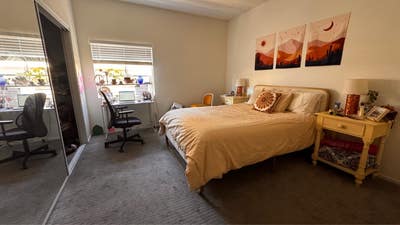 2br 2ba in Palms  Main Photo