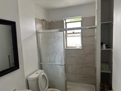 Multiple Rooms Big Size/Double Size Furnished Room Main Photo