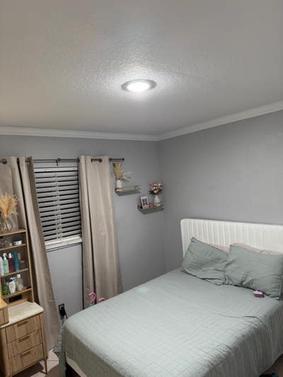 Room for Rent  Main Photo