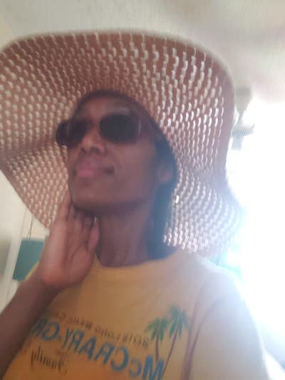 Mom & Well Behaved Daughter (Honestly 🙂) Main Photo