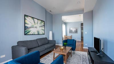 3 bed in Pilsen on a flexible lease Main Photo