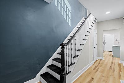  Exquisite Newly Renovated Richmond Home on the No Main Photo