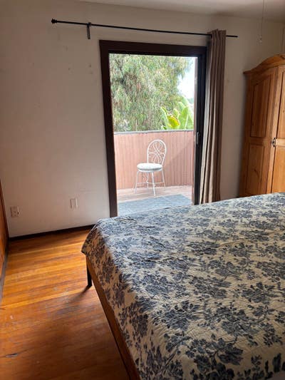 Small Studio/Room Main Photo
