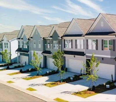 Lovely abode in Atlanta Main Photo