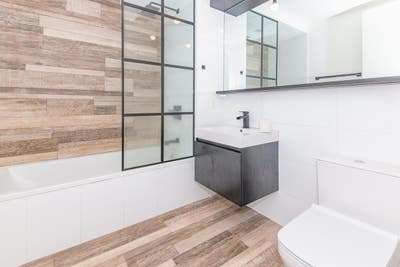#603 Huge Apartment with Amentities and Private Te Main Photo