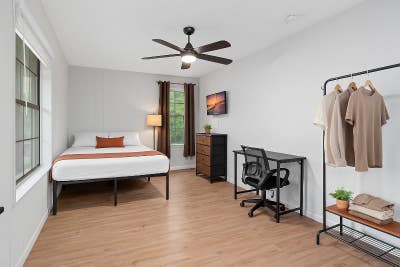 Affordable Co_Living in GailIrving| All_Inclusive Main Photo