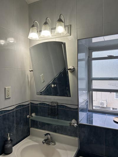 Furnished  room for rent Main Photo