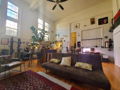 3br 1 bath 1200sq ft gorgeous bi-level loft Main Photo