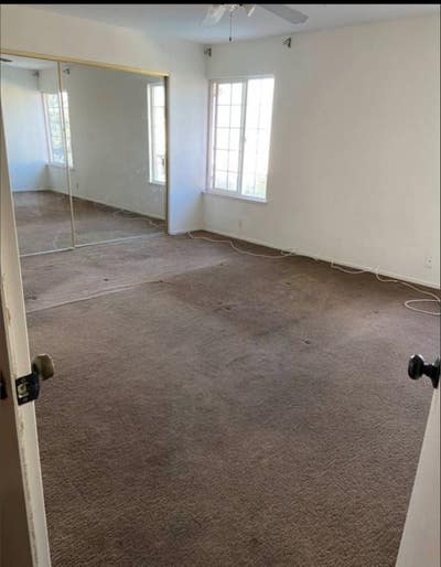 Master bedroom with private bath in La palma  Main Photo