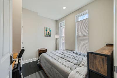 Refined and Fully Renovated Townhouse in Vibrant  Main Photo