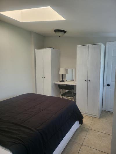 Room for Rent- Own Entrance Door  Main Photo