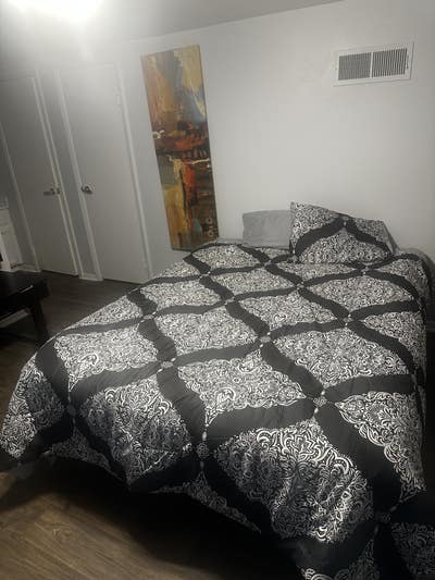 Room for rent Main Photo