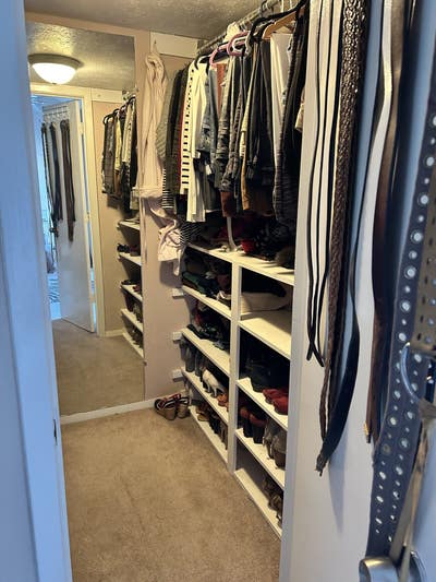 Fabulous Large Room Available in Dallas Main Photo