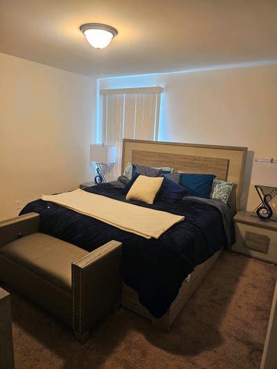 Owner/resident  Main Photo