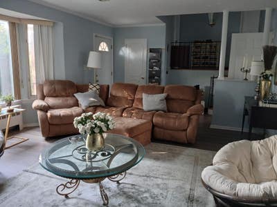 Ladies, come to our house in Westbury !!! Main Photo