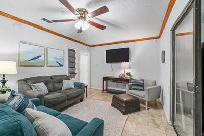 Bright & Cozy Garland Home Near Duck Creek Main Photo