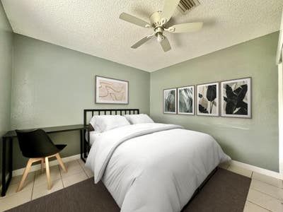 Cozy & newlyrenovated Port Richey home with worksp Main Photo