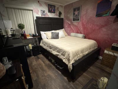 Beautiful home and furnished bedroom  Main Photo