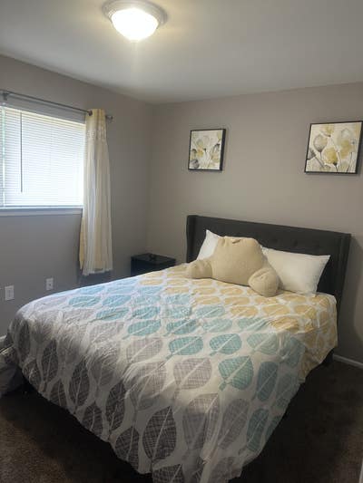 Cozy room for rent  Main Photo