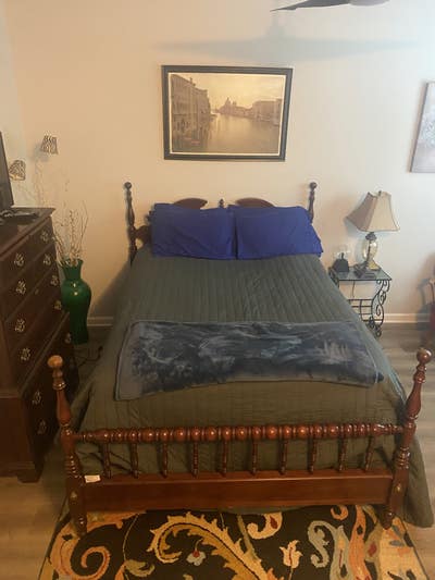 Convenient Intown  Gated Townhome Community Main Photo