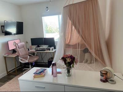 Double Room with En-Suite - Women House Expo Park Main Photo
