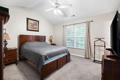 Room Main Photo