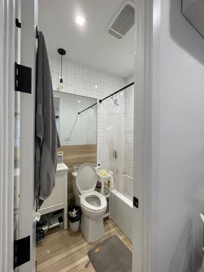 Spacious Room w/ Private Bath in Sunset Park Main Photo