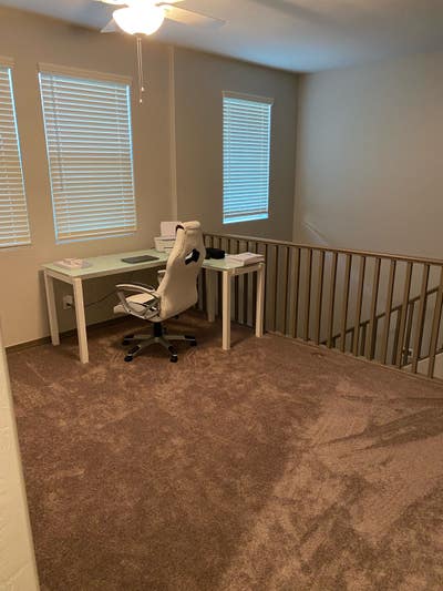 Roommates wanted. 3 bed home 2 rooms available  Main Photo