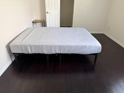 Cozy 1 bedroom with private bathroom  Main Photo