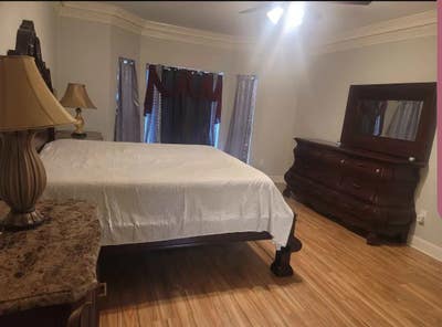 Luxury Masters bedroom  Main Photo