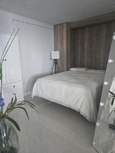 Beatiful room completely new Main Photo
