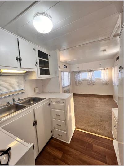 Mobile home 1 bdrm 1 bath for rentgated property Main Photo