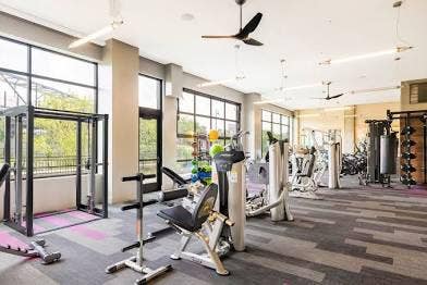 Studio Apartment for lease until 12/20/2025 Main Photo