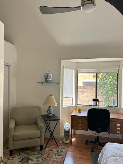 Room For Rent Main Photo