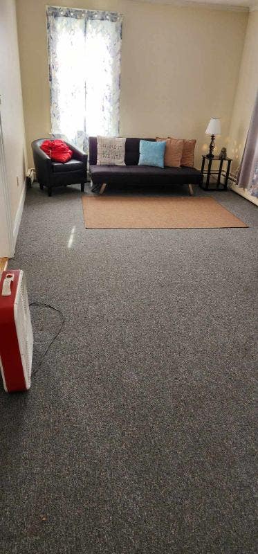1 Bedroom Apt on the 2nd Floor Main Photo