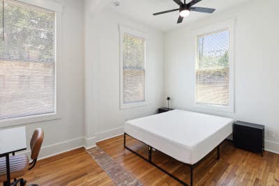 Private BR3 in Renovated SharedHome_Henry Savanna Main Photo