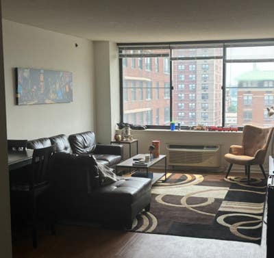 Looking for New Roommate at 77 Park Avenue Main Photo