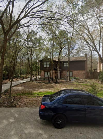 House share in Woodlands Main Photo